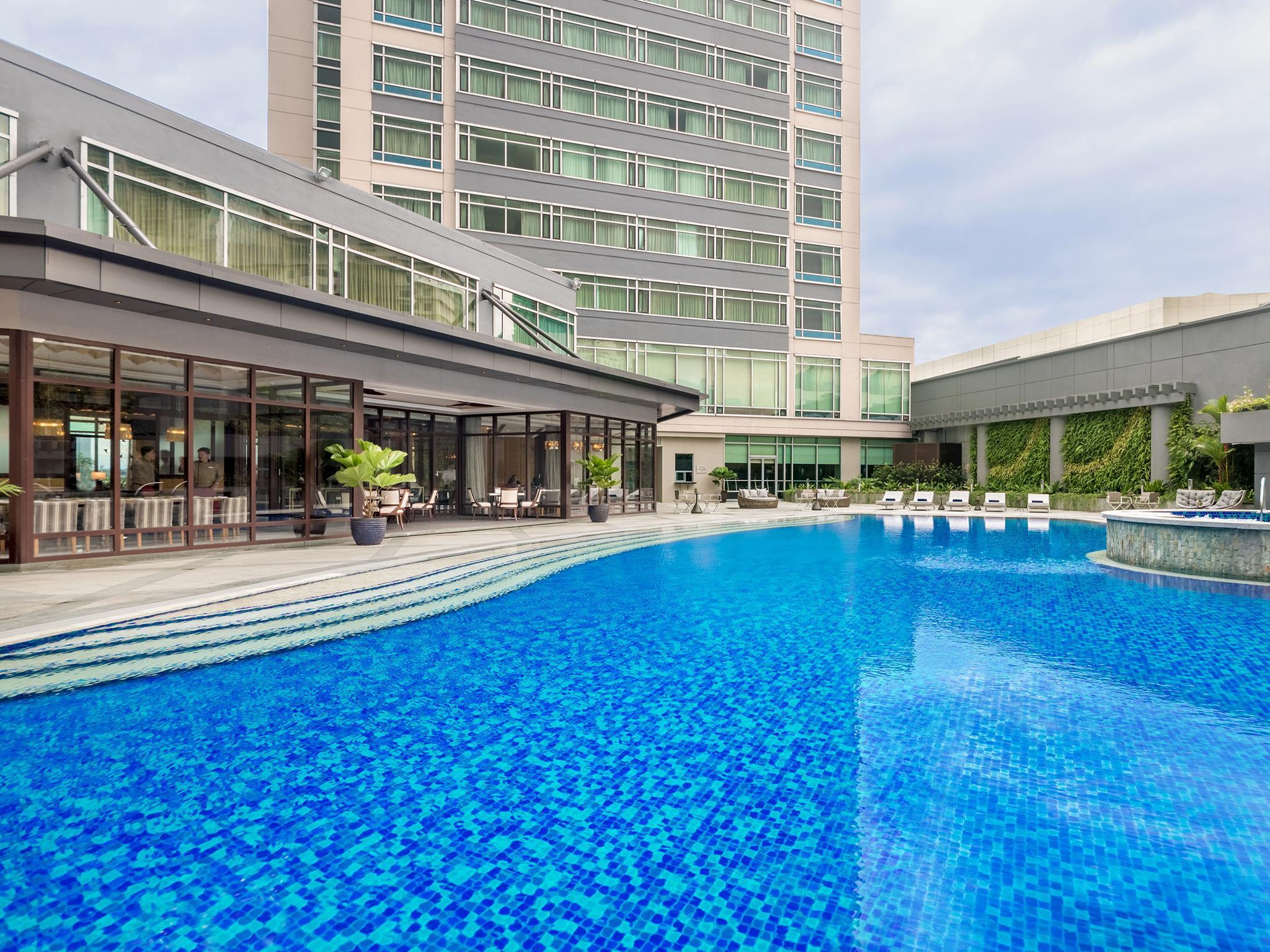 Ascott Makati Hotel Makati City Ngoại thất bức ảnh